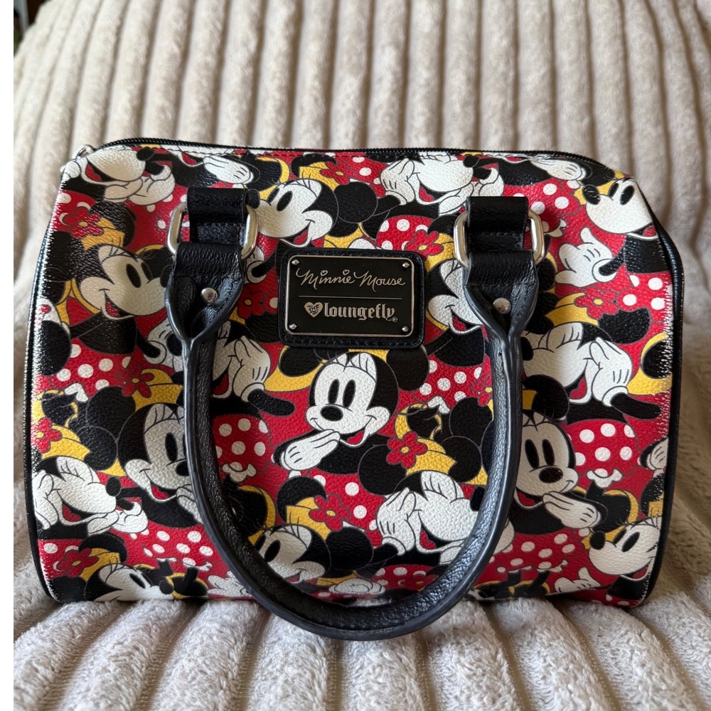 RARE Loungefly Disney Red Minnie Mouse AOP Duffle Bag Purse Pre-Funko HEART LOGO